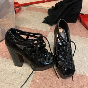 Black lace up chunky heel